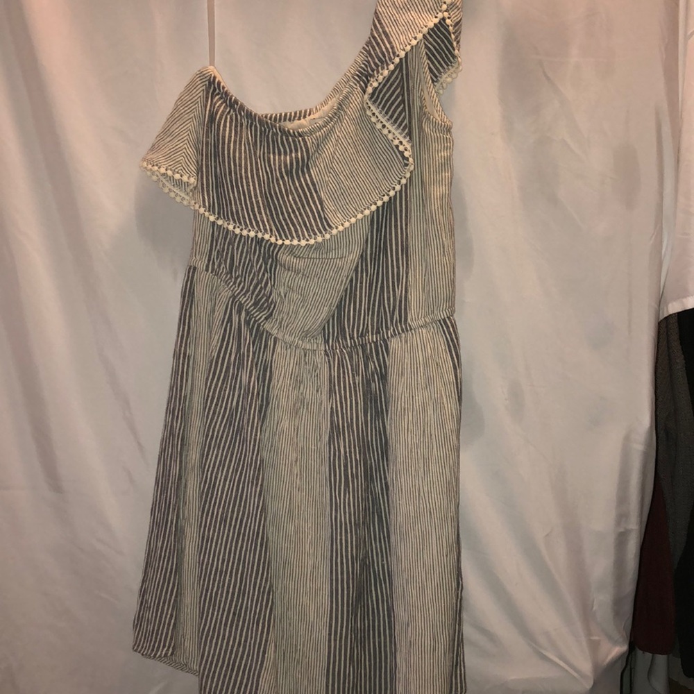 Off the shoulder sundress